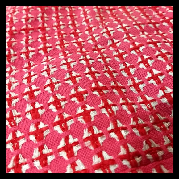 Woven Patterned Mini Skirt. Cute & Flirty! - Picture 7 of 8